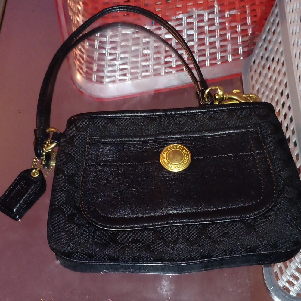 Coach small c vintage signature wristlet